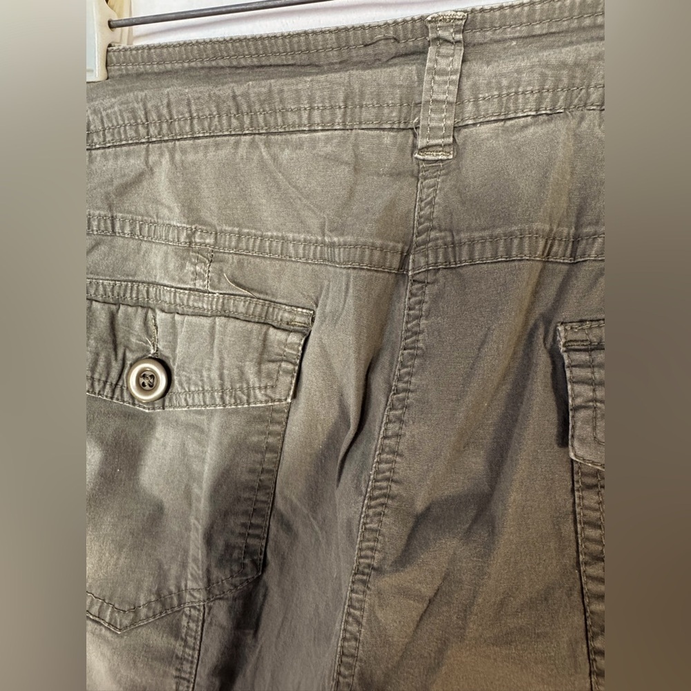 Style & Co Women’s Olive Green Cropped Pants Size 22W - Picture 3 of 8